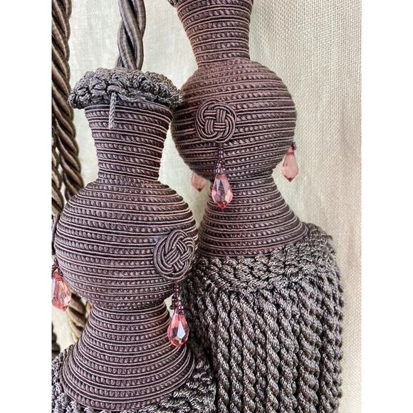 Large Single Brown Drapery Curtain Tieback with Double Tassels - Picture 2 of 7